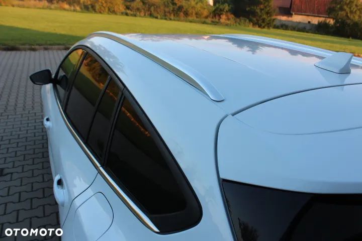 Ford Focus 1.0 EcoBoost Hybrid TITANIUM DESIGN - 5