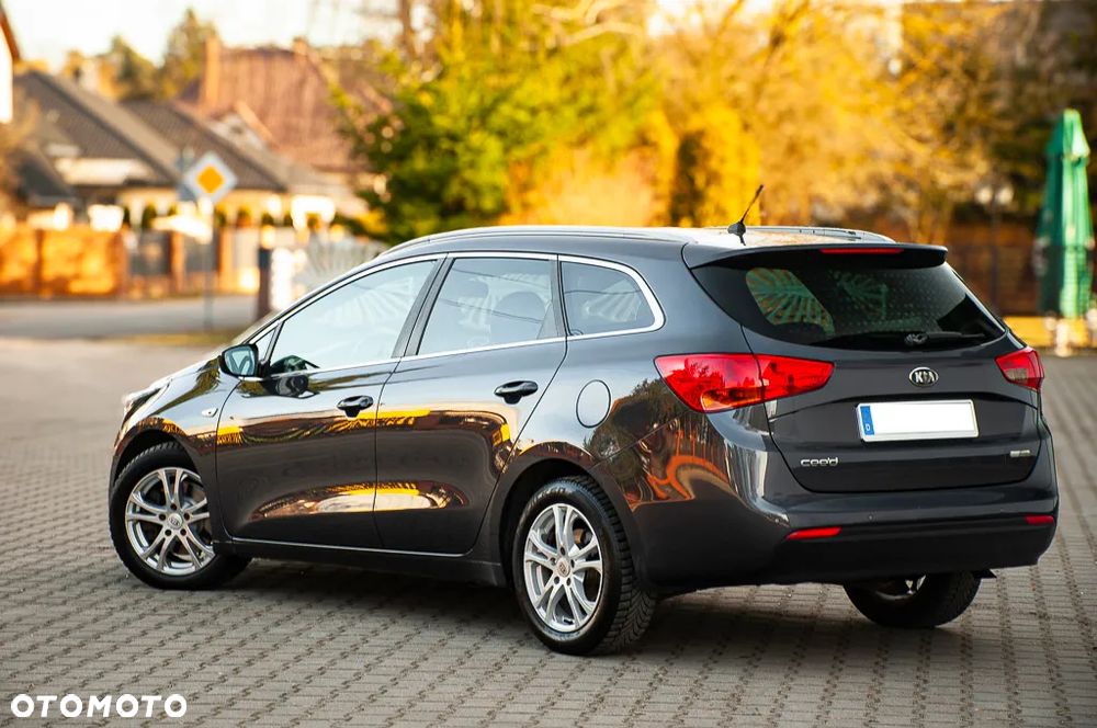 Kia Ceed - 7