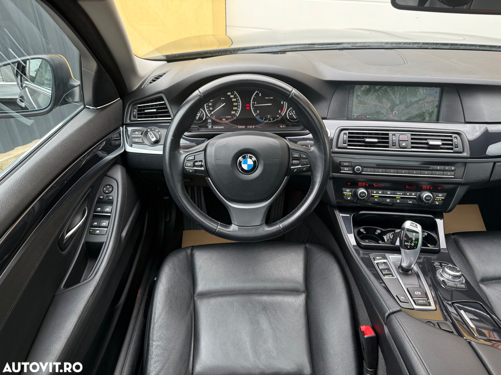 BMW Seria 5 525d Touring Aut. - 13