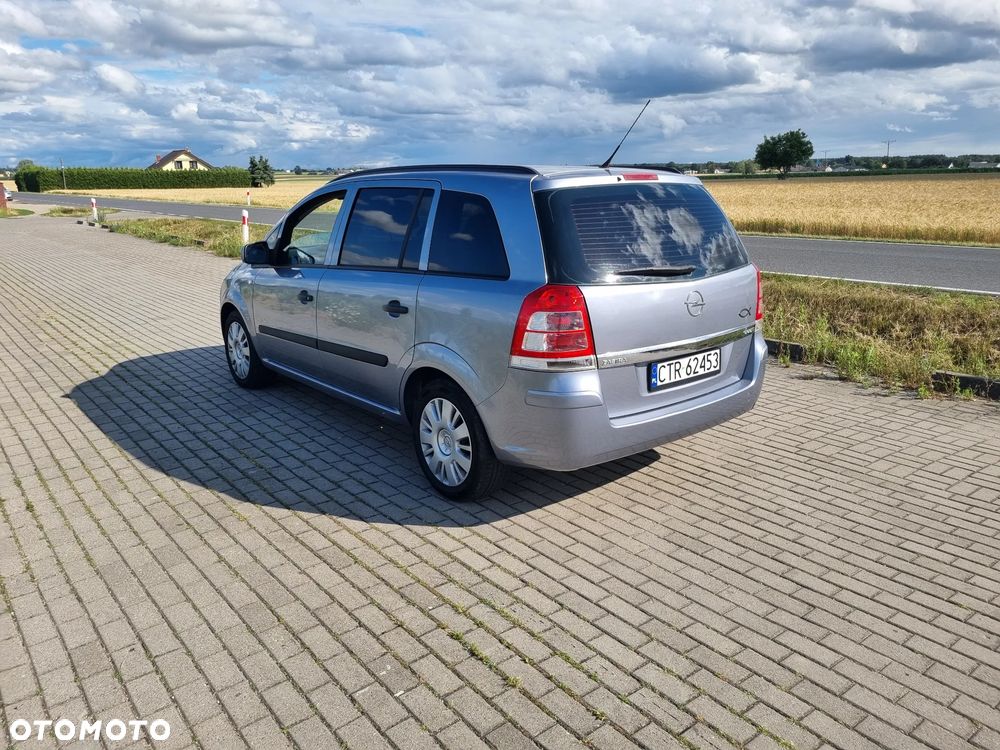 Opel Zafira 1.6 Cosmo - 3