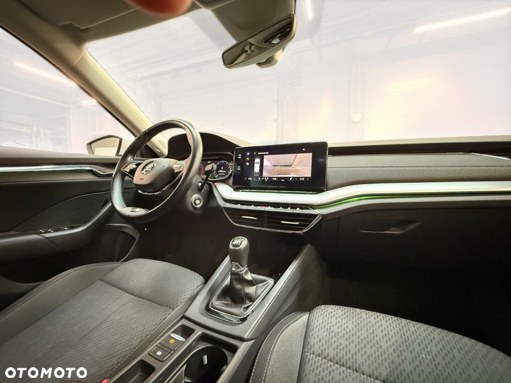 Skoda Octavia 1.5 TSI ACT Style - 25