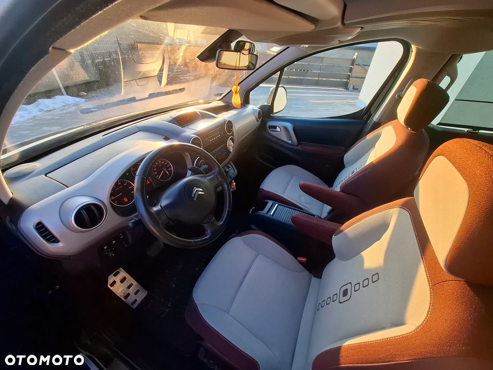 Citroën Berlingo e-HDi 90 FAP EGS6 Multispace Exclusive - 6