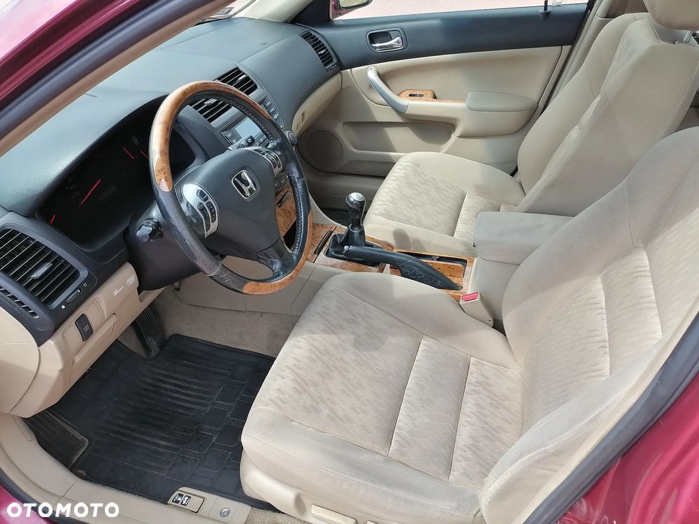 Honda Accord 2.4 Executive - 9