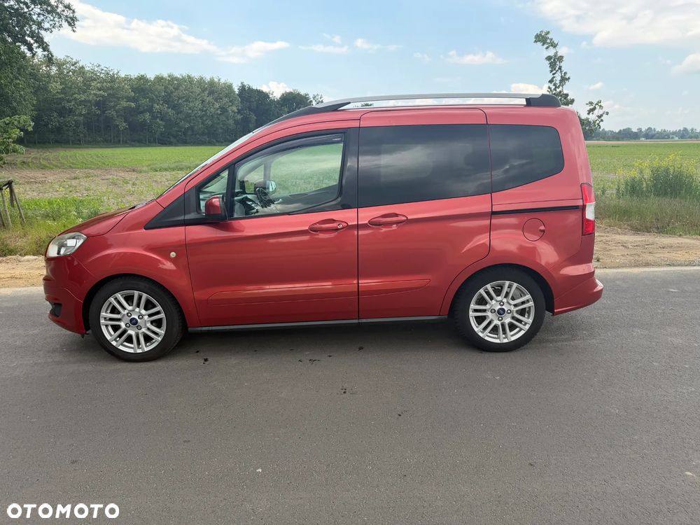 Ford Tourneo Courier 1.0 EcoBoost Titanium - 8