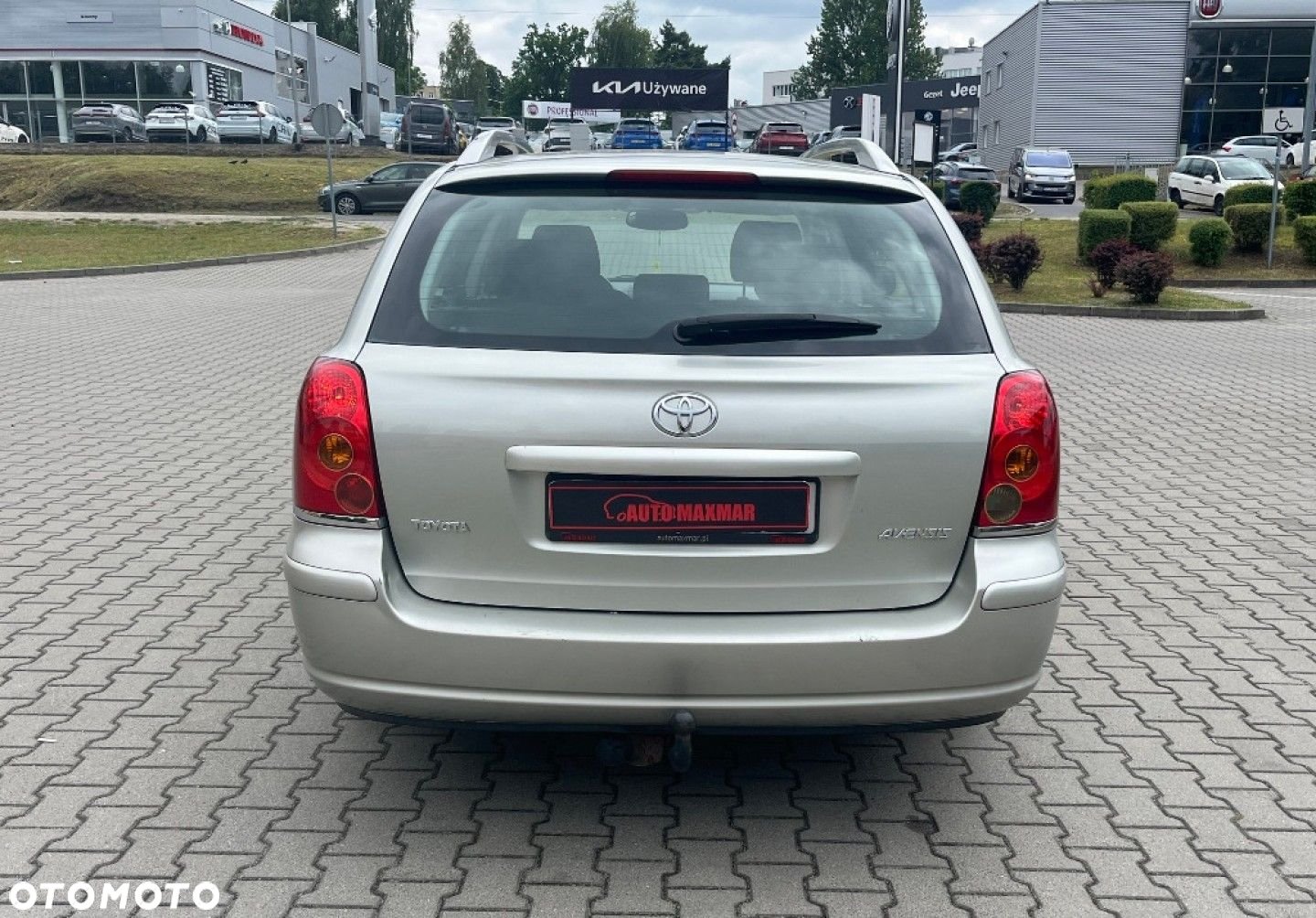Toyota Avensis - 6