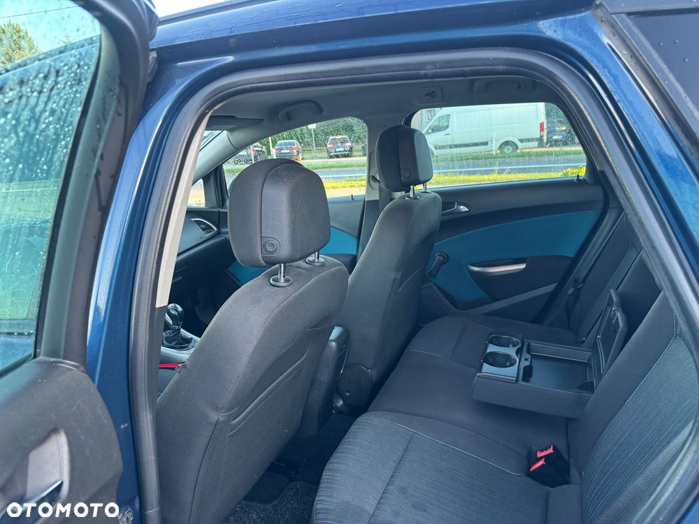 Opel Astra 1.4 T Edition 150 - 17