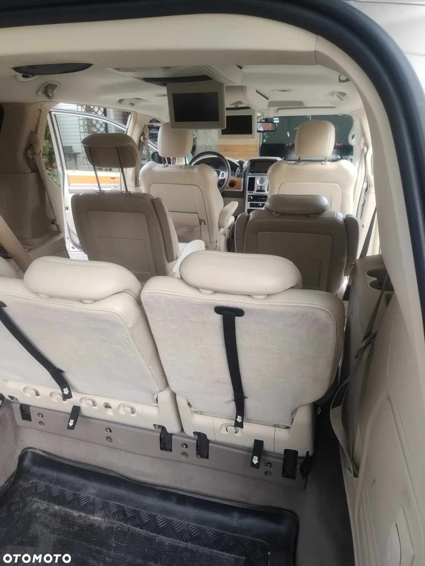 Chrysler Town & Country 4.0 Limited - 19