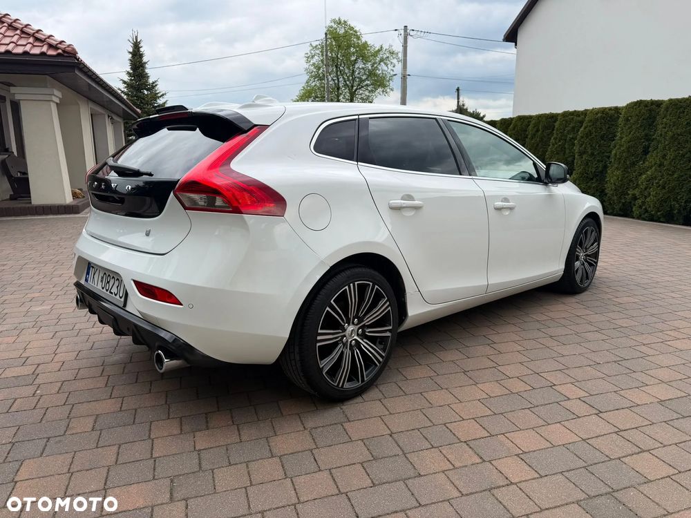 Volvo V40 D2 Inscription - 5