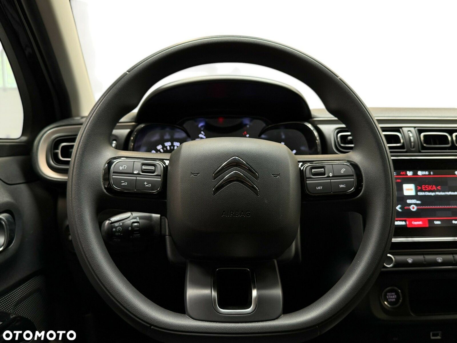 Citroën C3 1.2 PureTech Shine EAT6 - 23