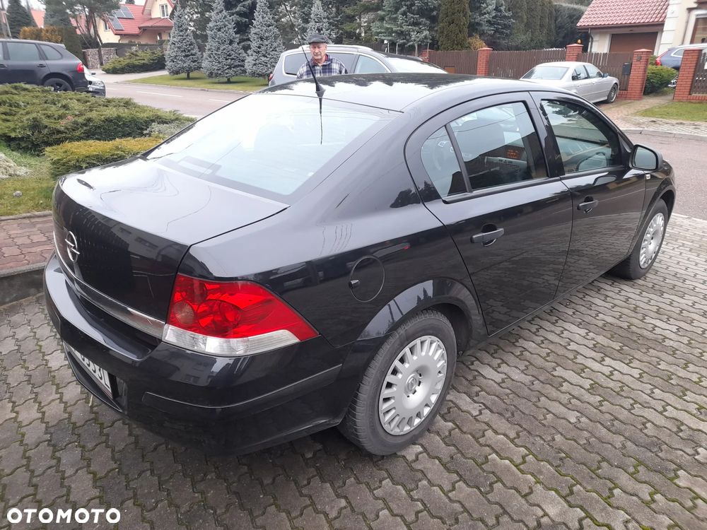 Opel Astra 1.6 - 4