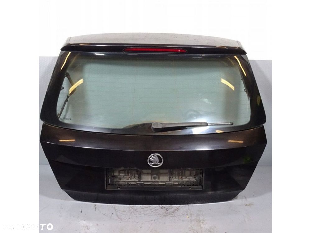 SKODA FABIA III 3 HB TYLNA KLAPA  LF9R - 1