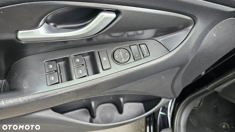 Hyundai i30 1.4 T-GDI Premiere Luxury DCT - 23