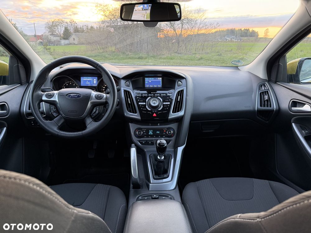 Ford Focus 1.6 EcoBoost Gold X (Trend) - 11