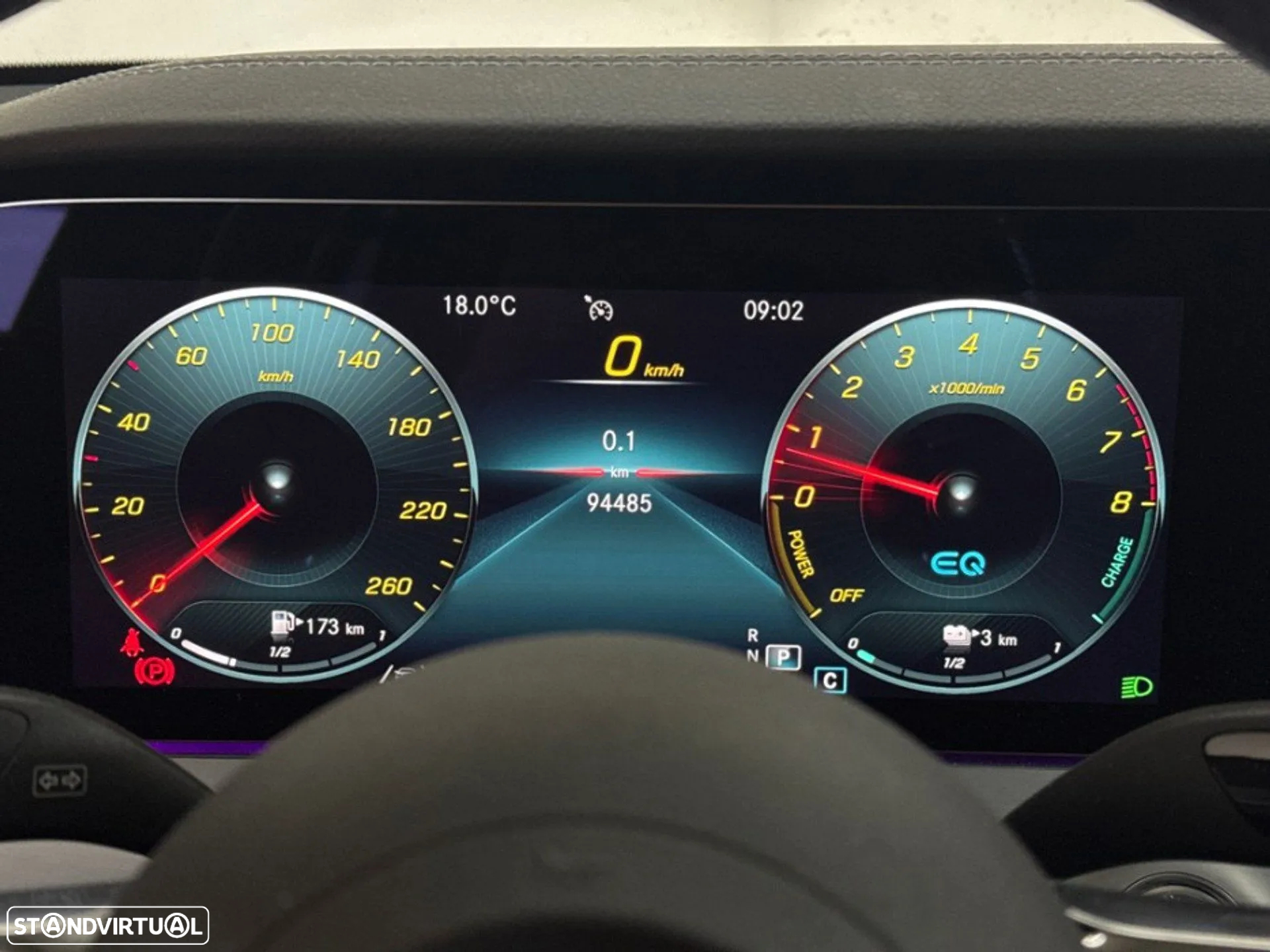 Mercedes-Benz E 300 e AMG Line - 8