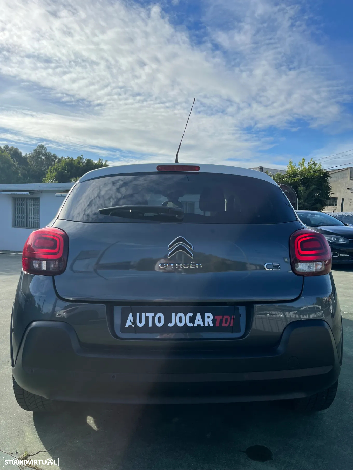 Citroën C3 1.2 PureTech Shine EAT6 - 5