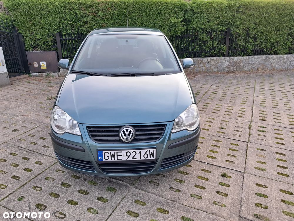 Volkswagen Polo 1.4 16V Comfortline - 11