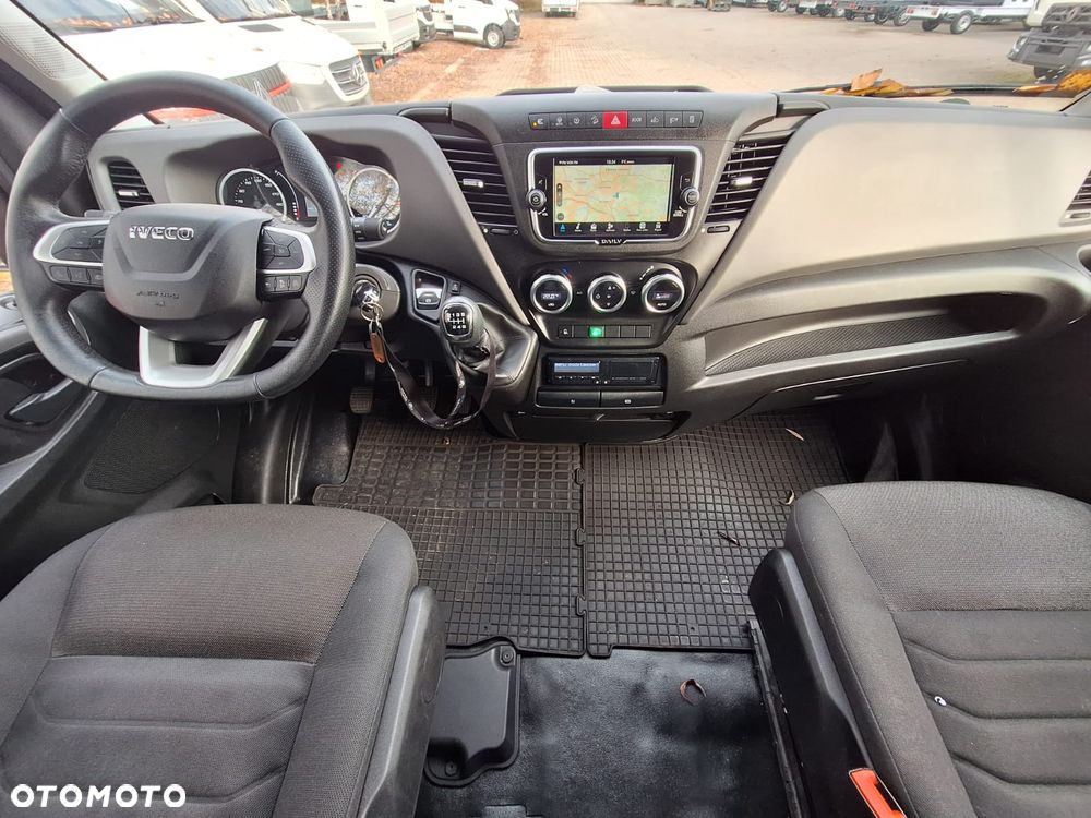 Iveco DAILY 35S - 9