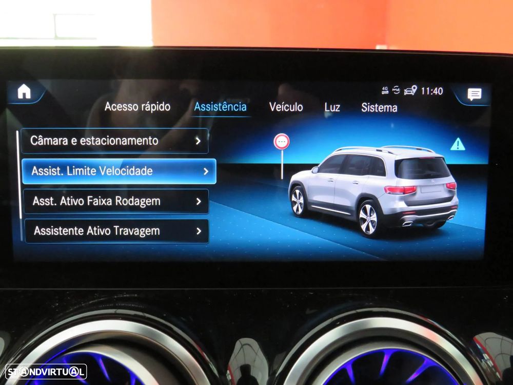 Mercedes-Benz GLB 200 d AMG Line - 35