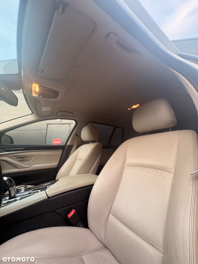 BMW Seria 5 520d - 22