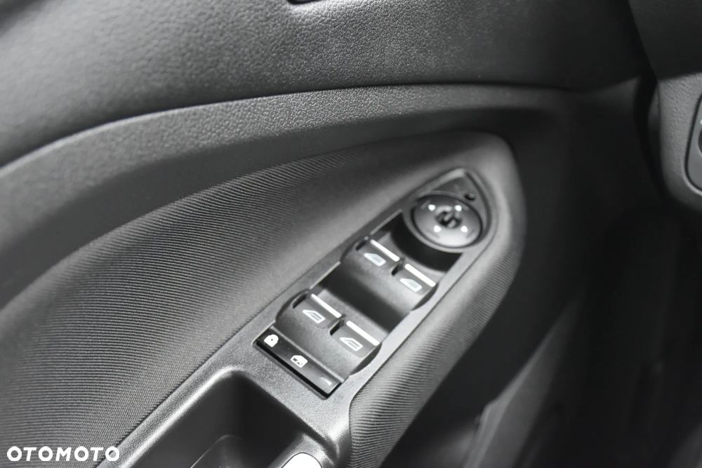 Ford C-MAX 1.5 TDCi Start-Stop-System Titanium - 17