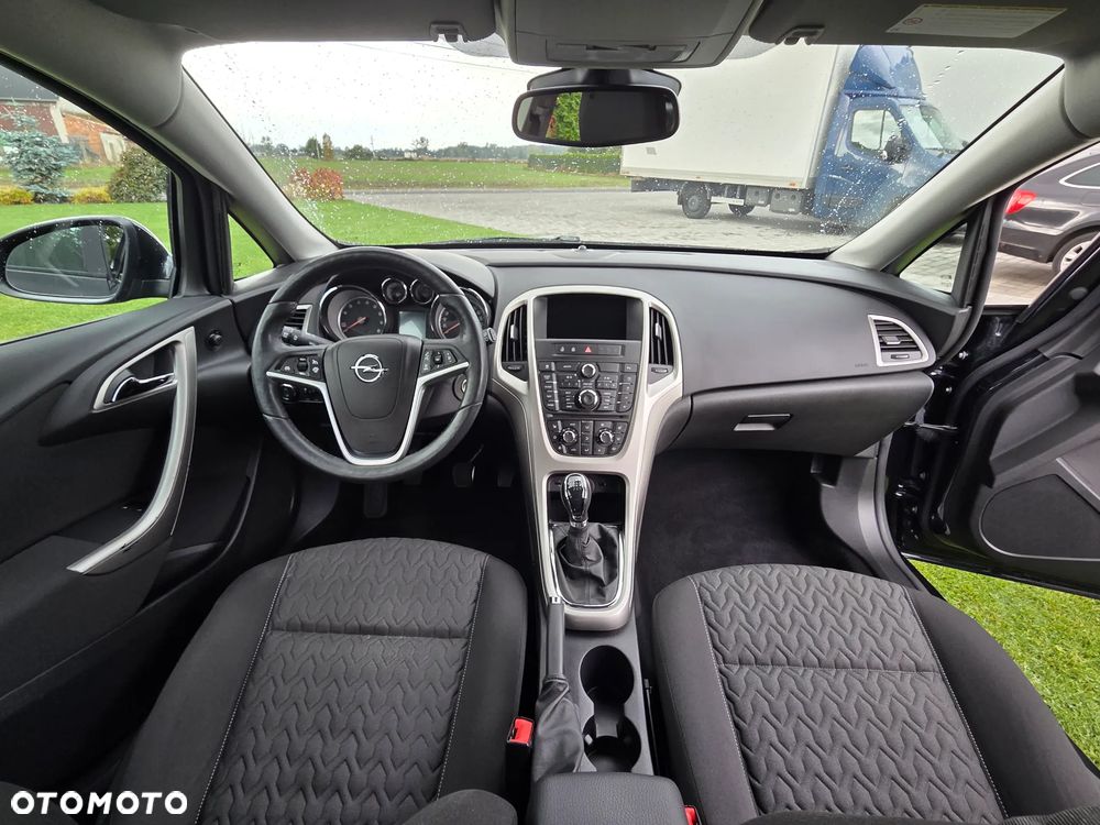 Opel Astra 2013