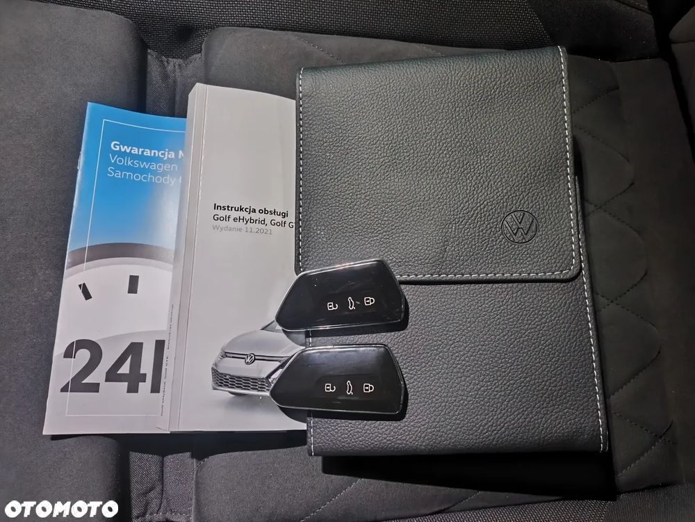 Volkswagen Golf - 41