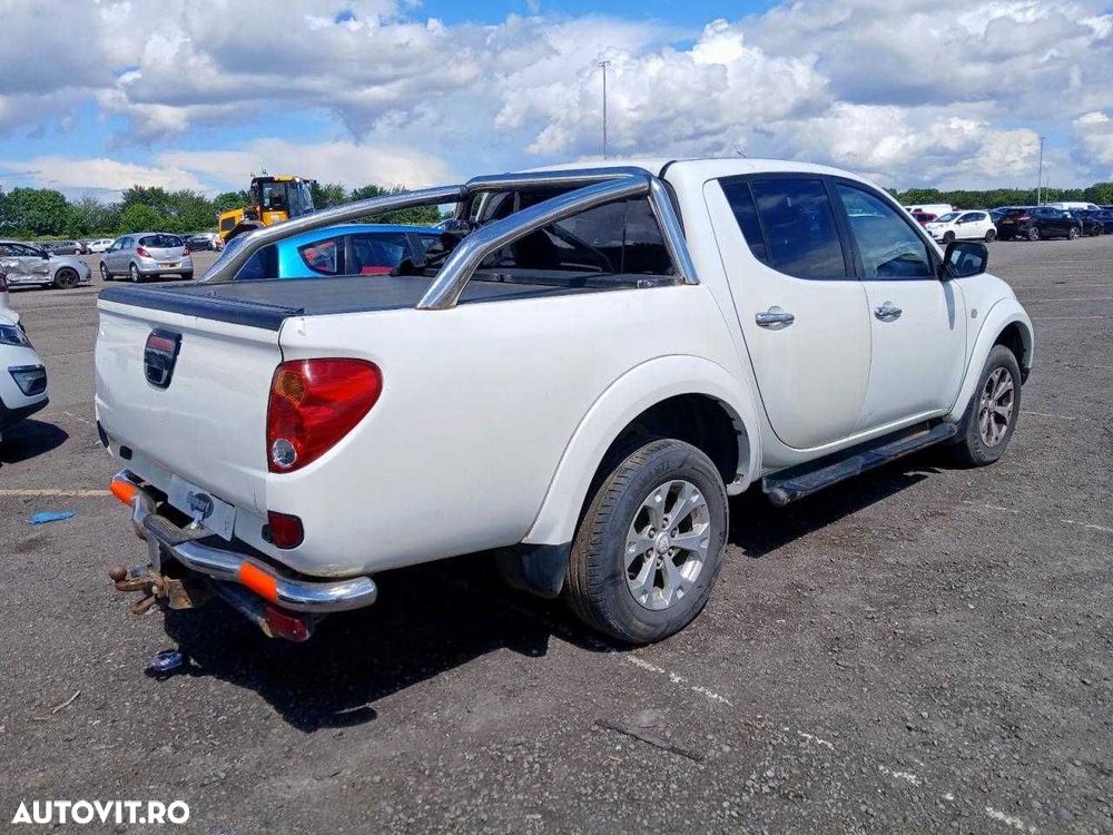 Dezmembrez Mitsubishi L200 2.5 Diesel 2011 - 7