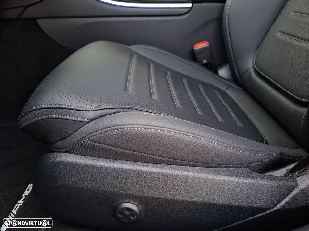 Mercedes-Benz C 300 e AMG Line - 15