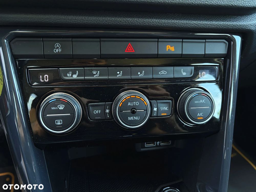 Volkswagen T-Roc 1.5 TSI ACT Premium DSG - 33