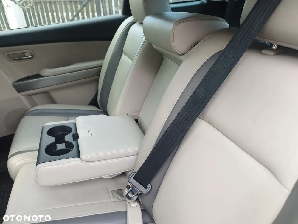 Mazda CX-9 3.7 V6 Sport - 29