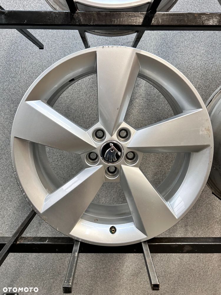 4 FELGI ALU. SKODA FABIA RS, RAPID 17'' 7J ET46 - 9