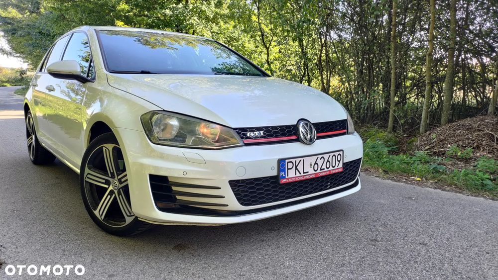 Volkswagen Golf 1.6 TDI BlueMotion Technology Cup - 5