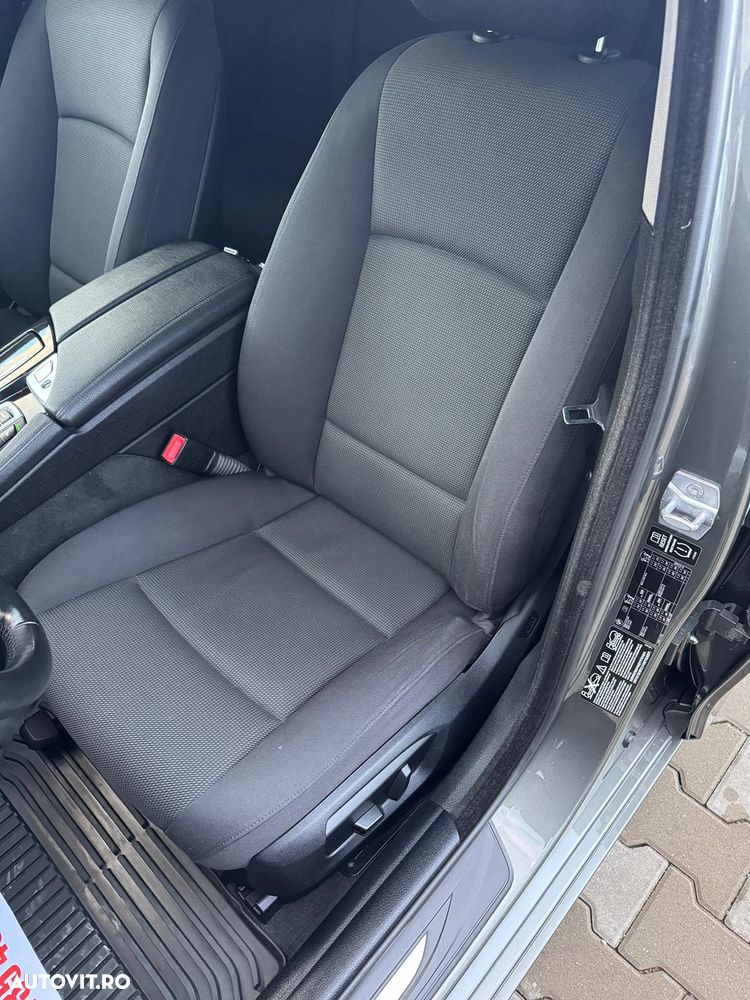 BMW Seria 5 525d xDrive Aut. - 13