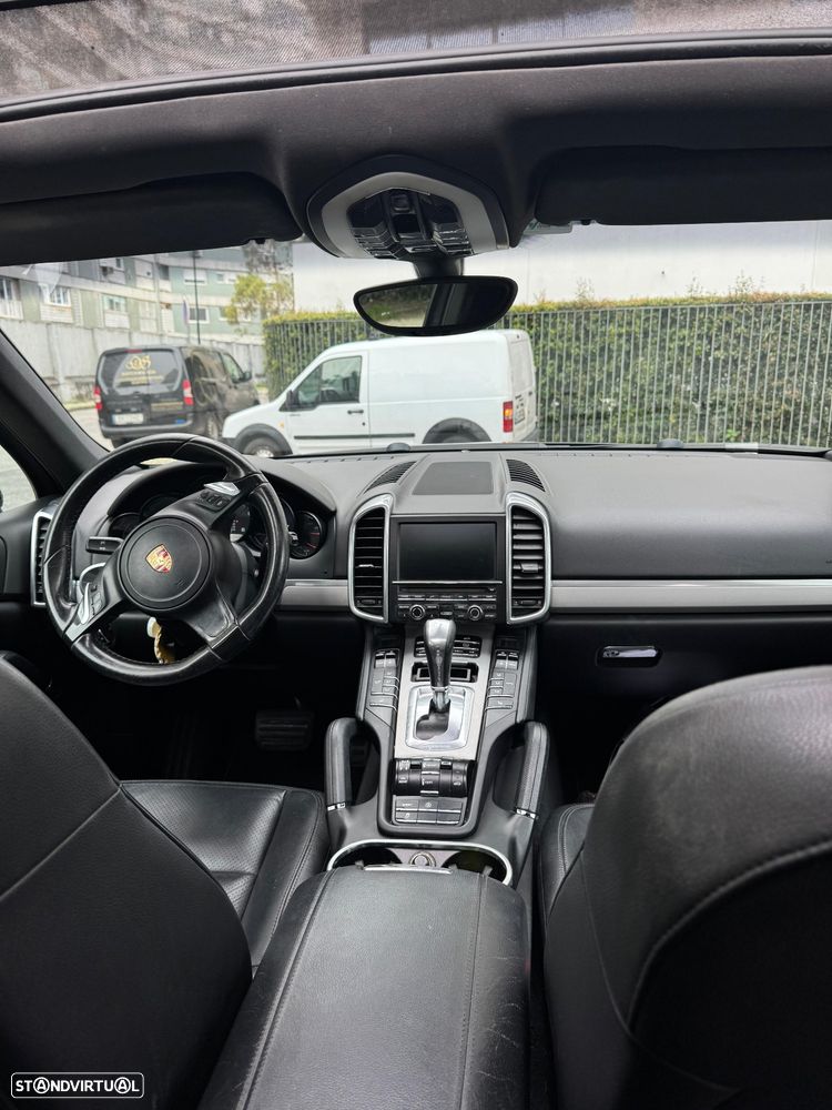 Porsche Cayenne II Platinum Edition - 7