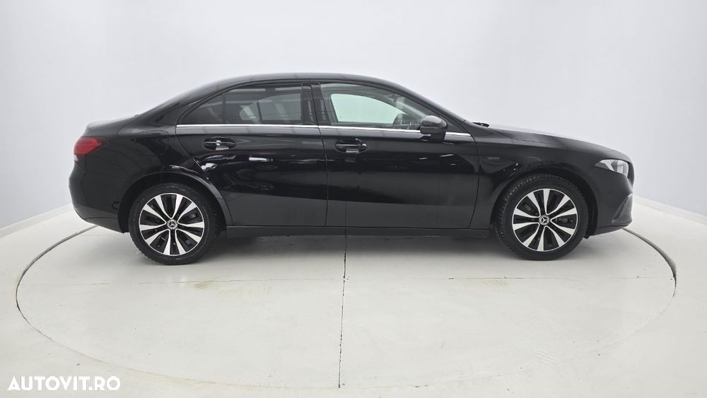 Mercedes-Benz A - 5