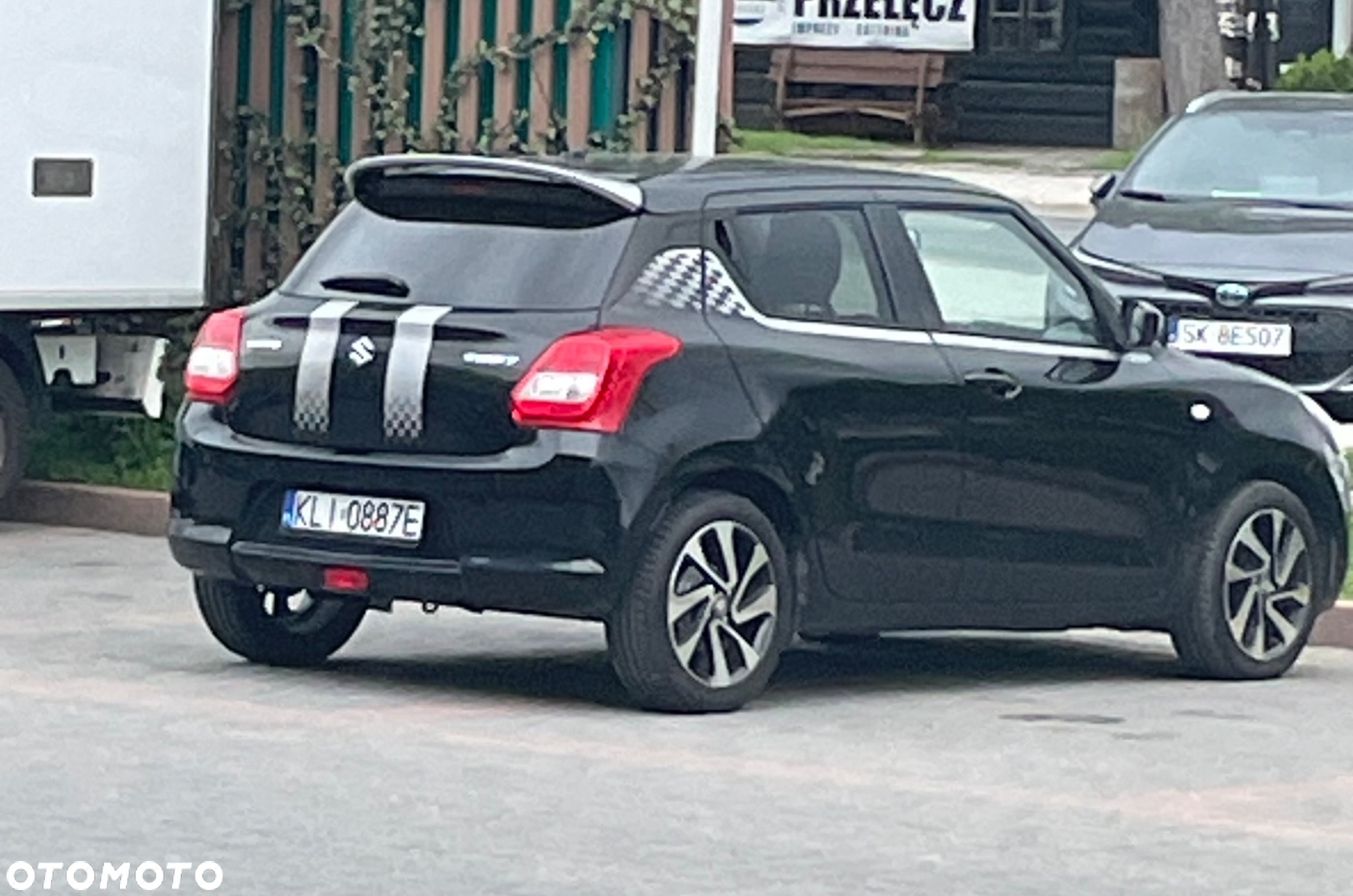 Suzuki Swift 1.0 T Premium Plus - 22