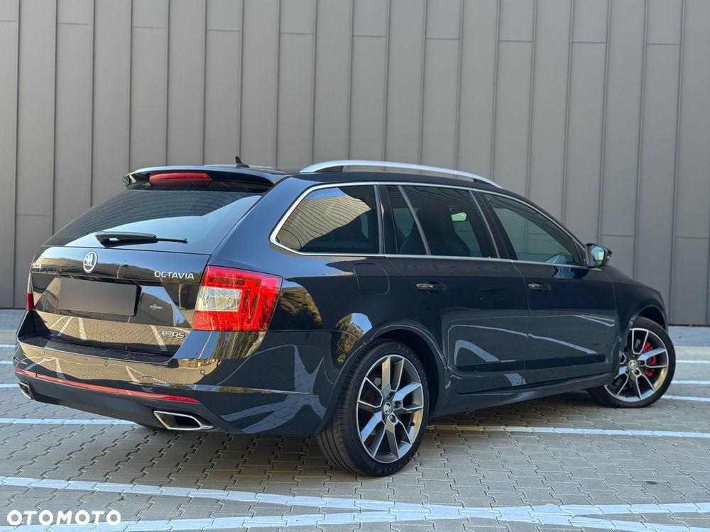 Skoda Octavia 2.0 TDI DSG RS - 15