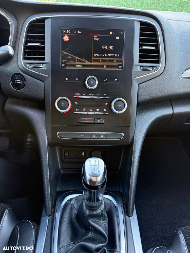 Renault Megane Estate 1.5 dCI Intens - 10