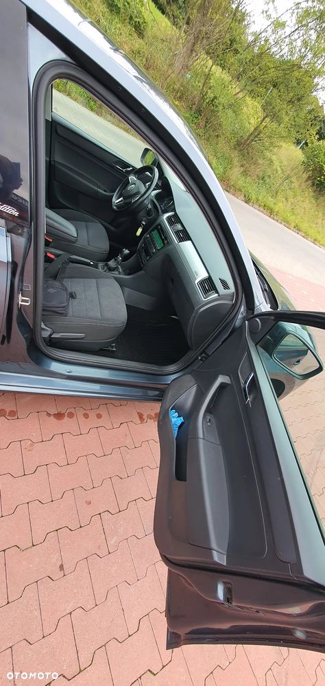 Skoda RAPID 1.2 TSI Style Plus - 14