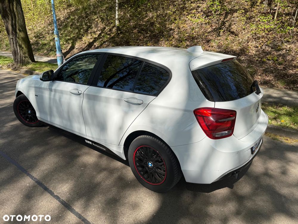 BMW Seria 1 118i Sport Line - 13