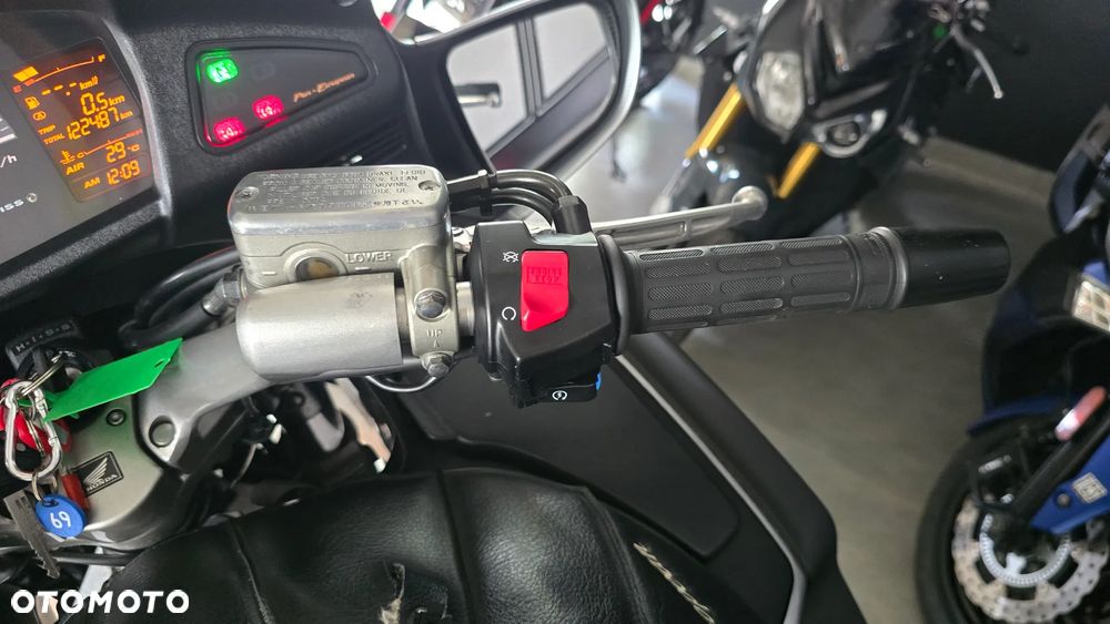 Honda ST - 14