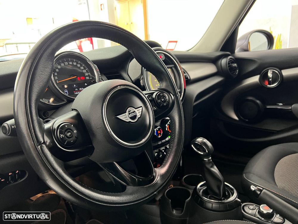 MINI 5 Portas One Auto - 26