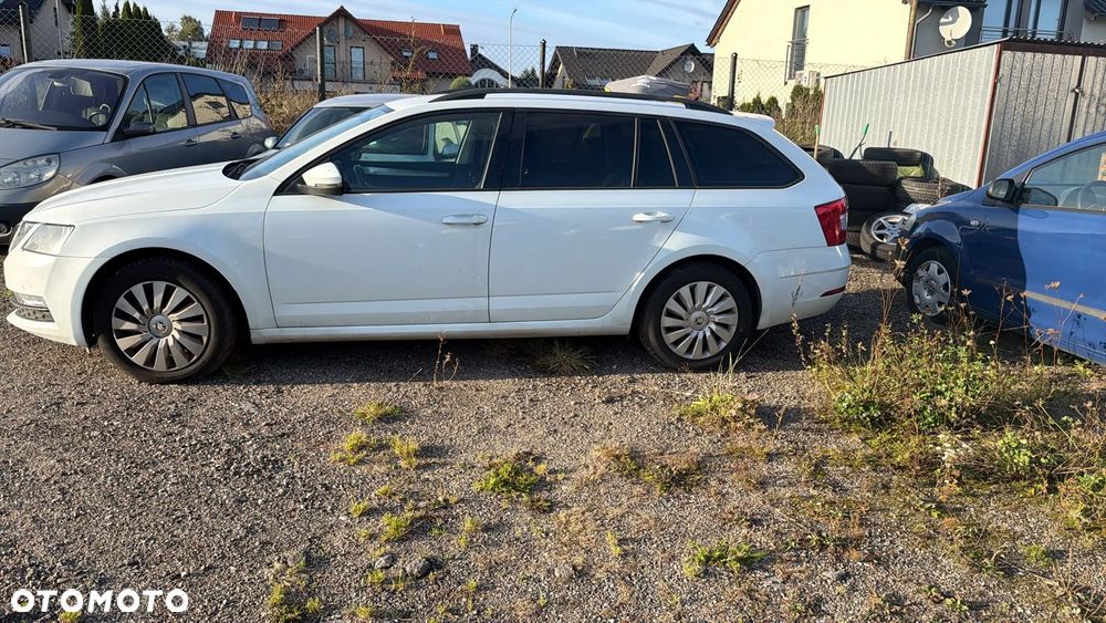 Skoda Octavia 1.6 TDI Style - 4