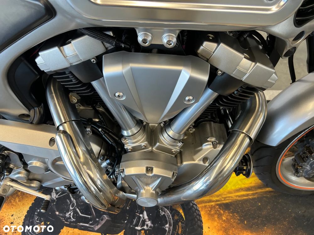 Yamaha MT - 29