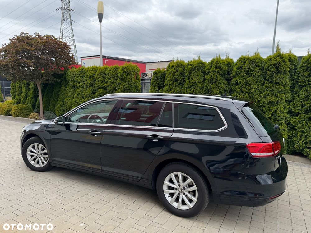 Volkswagen Passat 2.0 TDI (BlueMotion Technology) DSG Comfortline - 13