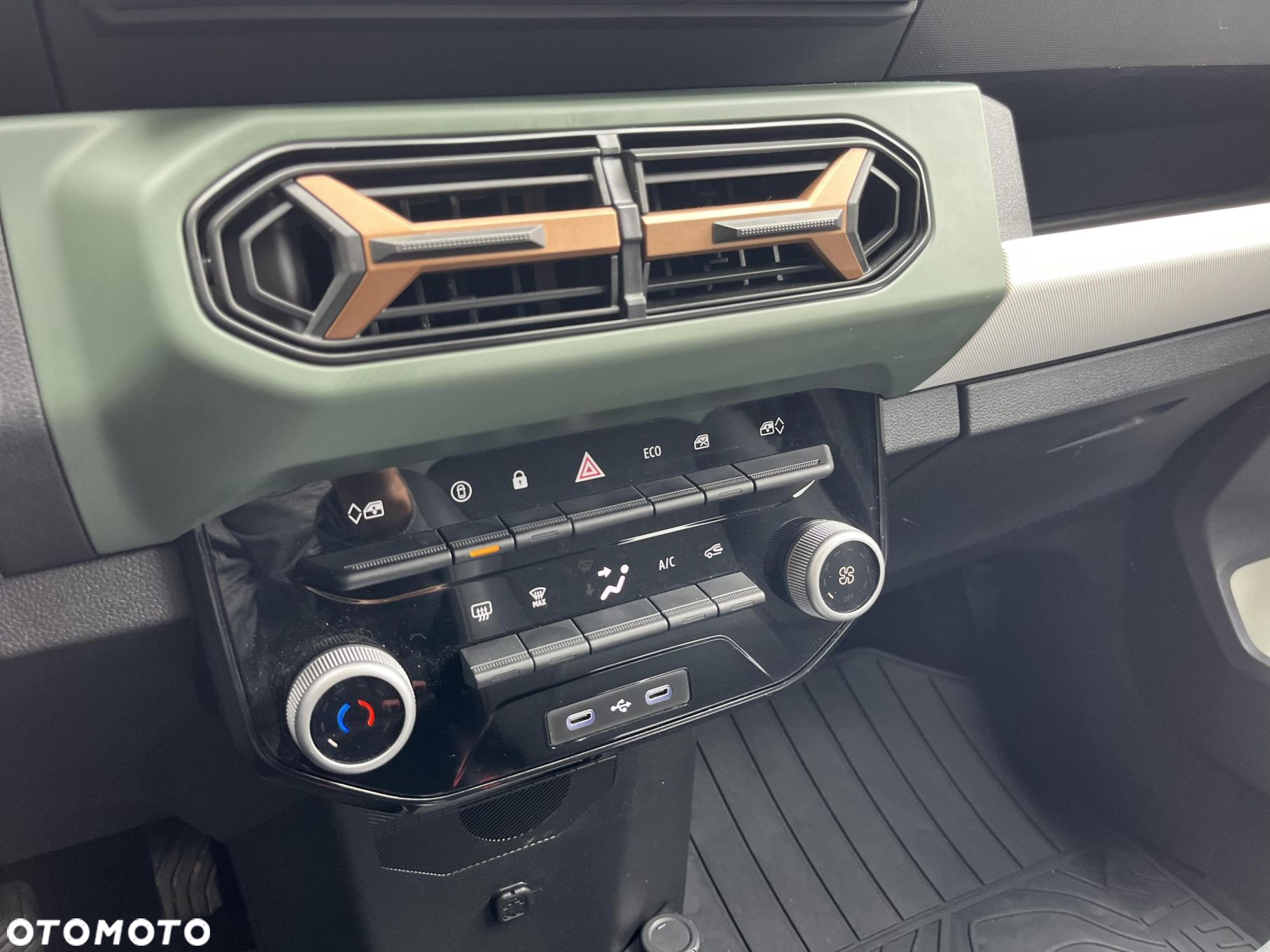 Dacia Spring Electric 26.8kWh 65 Extreme - 23