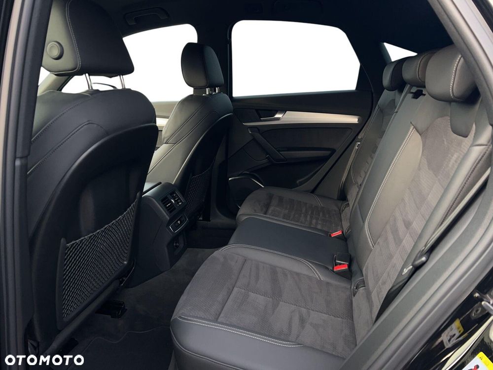 Audi Q5 Sportback - 11