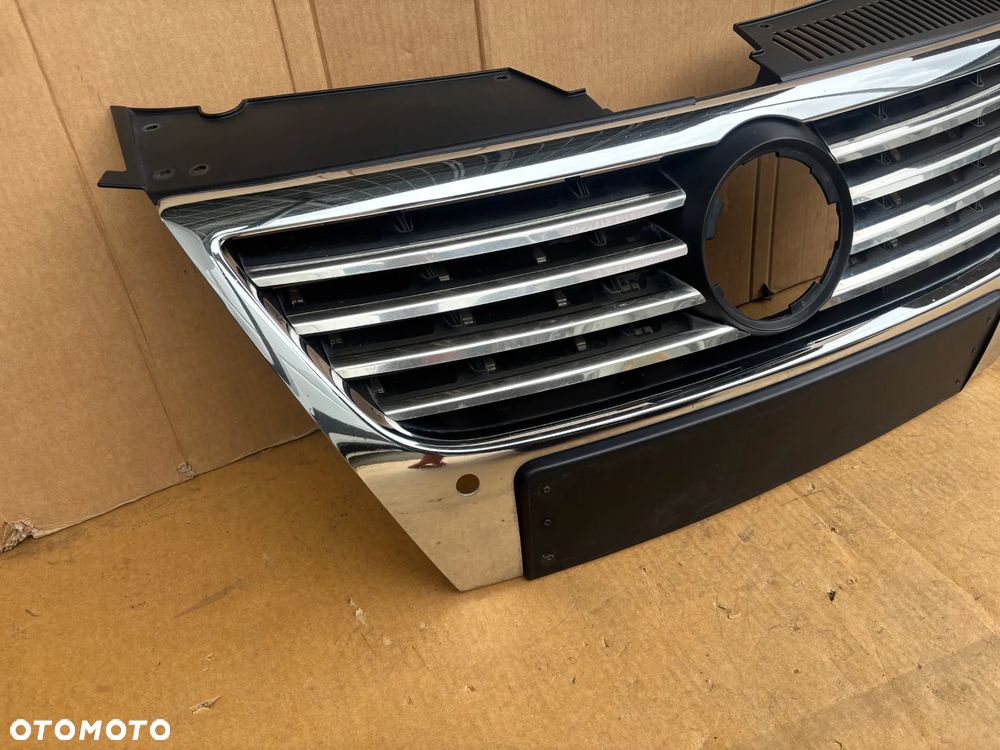 Oryginalny Grill Atrapa Zderzaka Przedniego Vw Passat B6 Chrom 3C0853651D 3C0853651F Pod Czujniki Parkowania Pdc Przód - 2