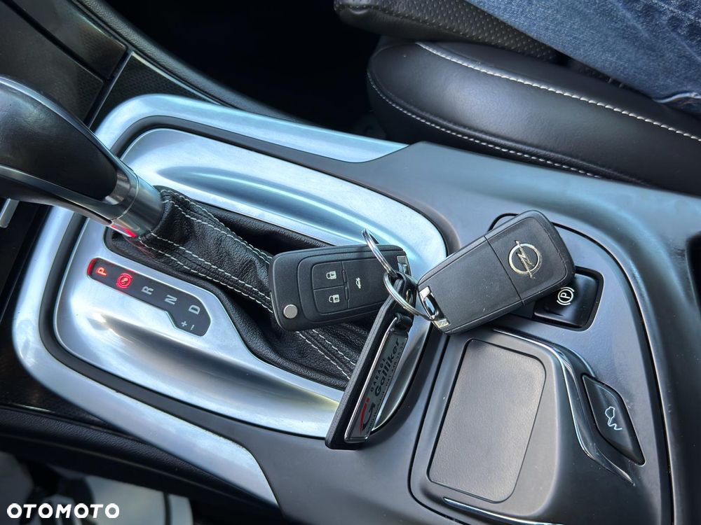 Opel Insignia 2.8 V6 Turbo 4x4 Automatik OPC - 28