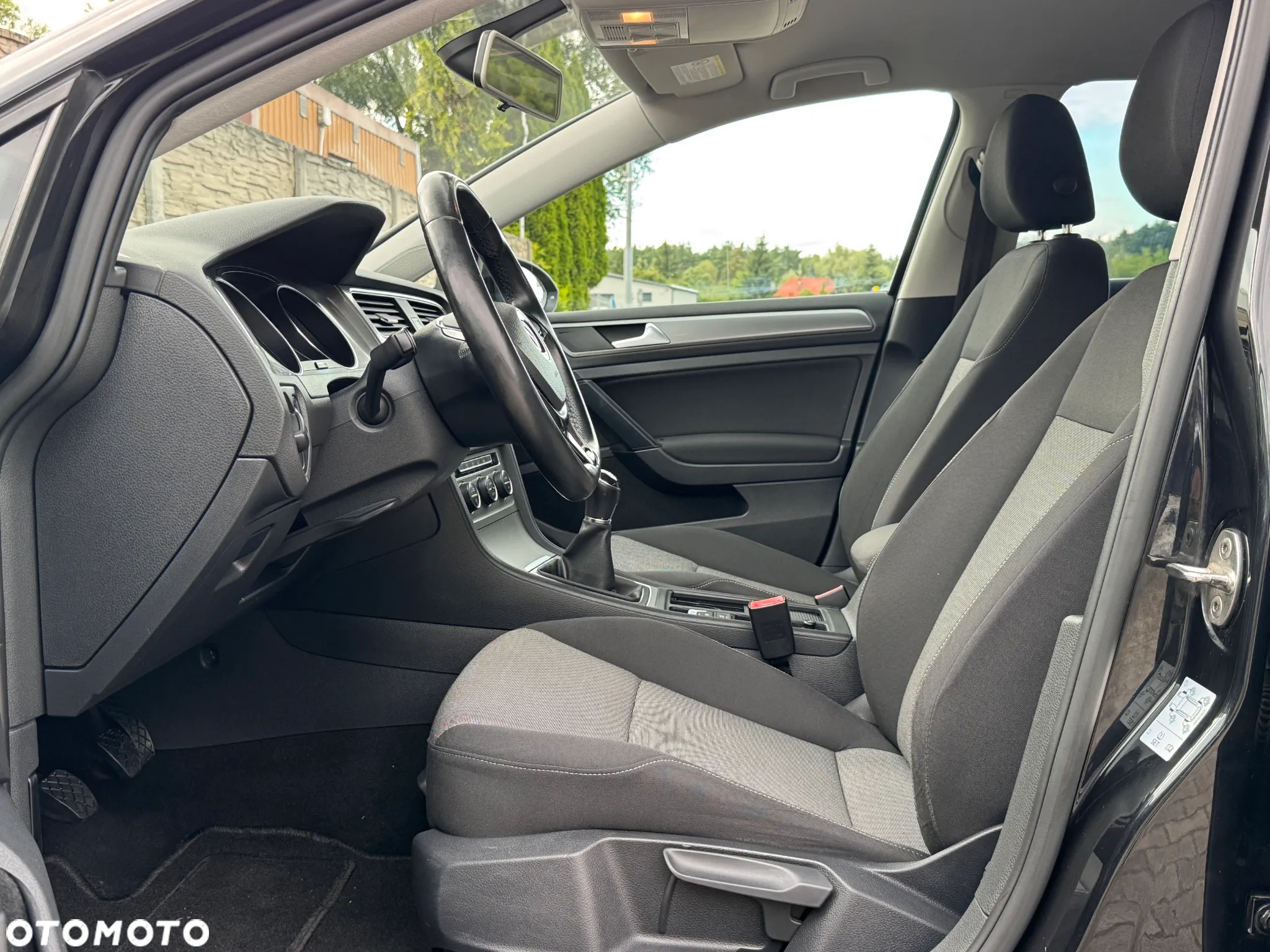 Volkswagen Golf VII 1.6 TDI BMT Highline - 11